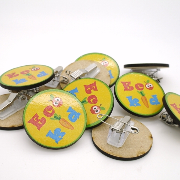 Badge, gerecycled houtvezels - full colour