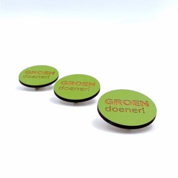 Badge, gerecycled houtvezels - eigen kleur